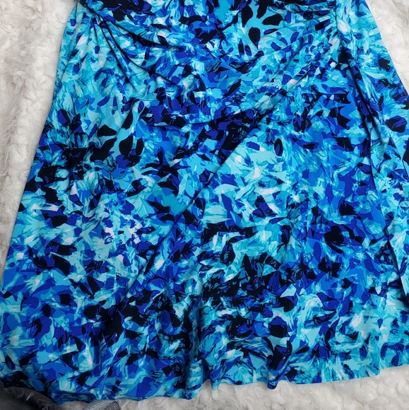 Bikini - Picture 2 of 6